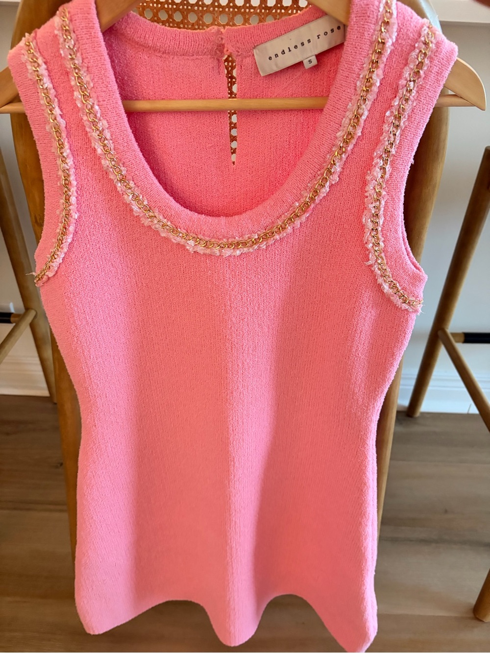 ENDLESS ROSE JULIETTE PINK CHAIN DETAIL KNIT MINI SHIFT DRESS SMALL